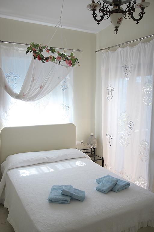 Nautilus Apartman Sztavrósz Szoba fotó